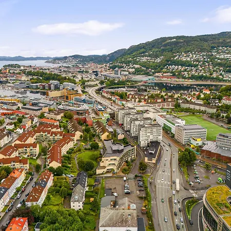 Pergola - Free Parking - 5 Min Walk To Facilities Apartment