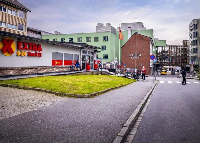 Pergola - Free Parking - 5 Min Walk To Facilities Lägenhet *