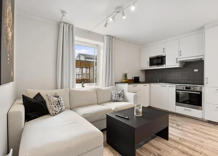 Pergola - Free Parking - 5 Min Walk To Facilities Apartment *