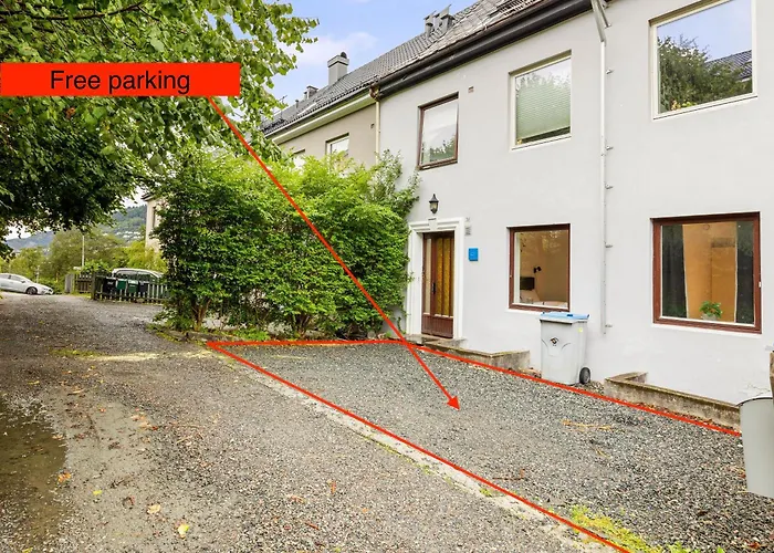 Pergola - Free Parking - 5 Min Walk To Facilities Bergen